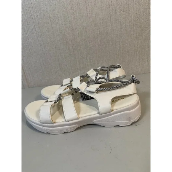 Bamboo Open Toe Lace Up Cutout Sneaker Sandal 20085 nwob size 8.5 - Picture 8 of 9